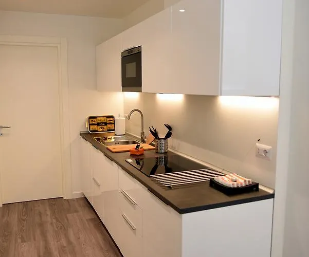 Le Rondinelle Apartman *