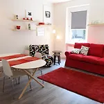 Apartment Le Rondinelle Como