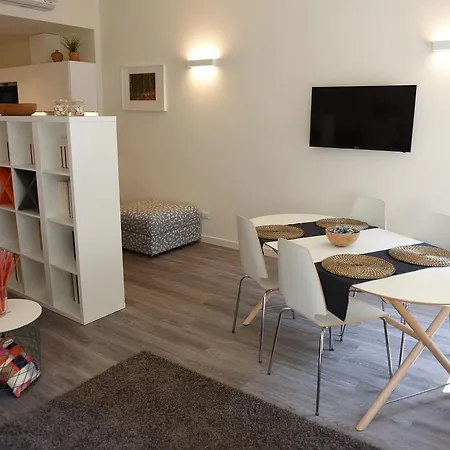 Le Rondinelle Apartment Como