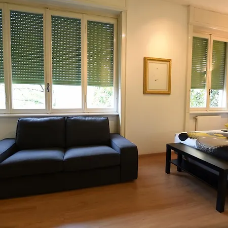 Le Rondinelle Apartment Como